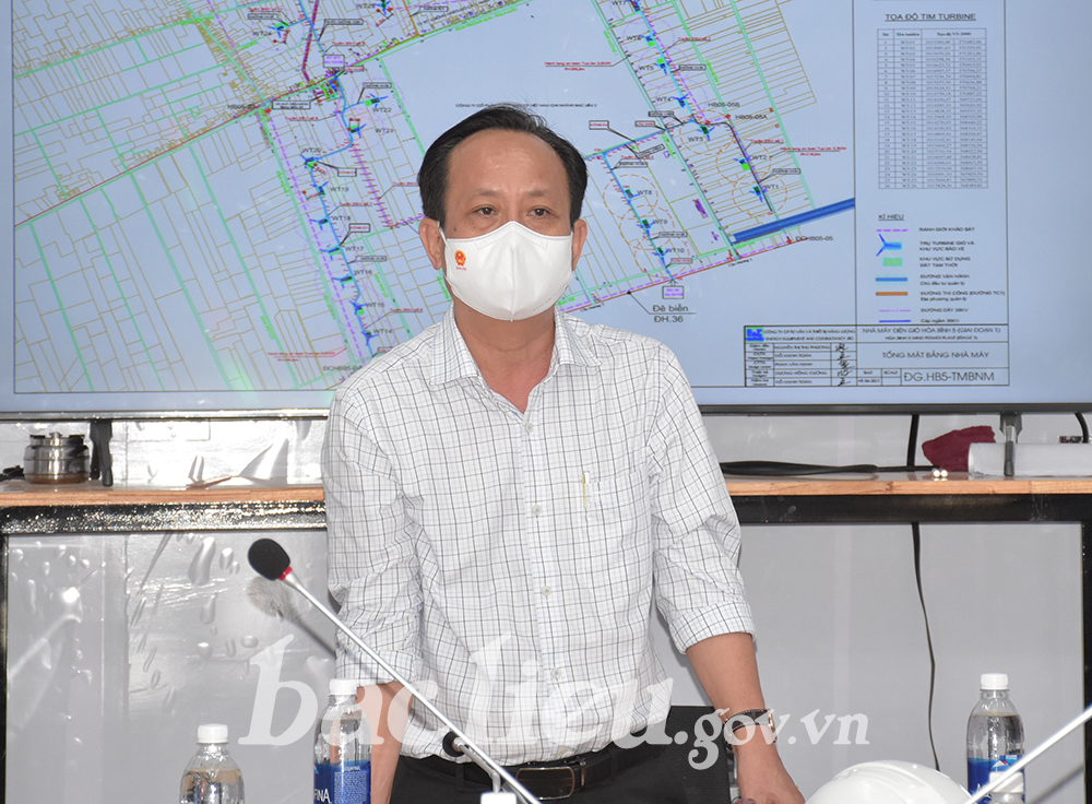 Chủ tịch UBND tỉnh Bạc Liêu kiểm tra khu cách ly và tiến độ thi công dự án Điện gió Hòa Bình 5 trên địa bàn huyện Hòa Bình tỉnh Bạc Liêu